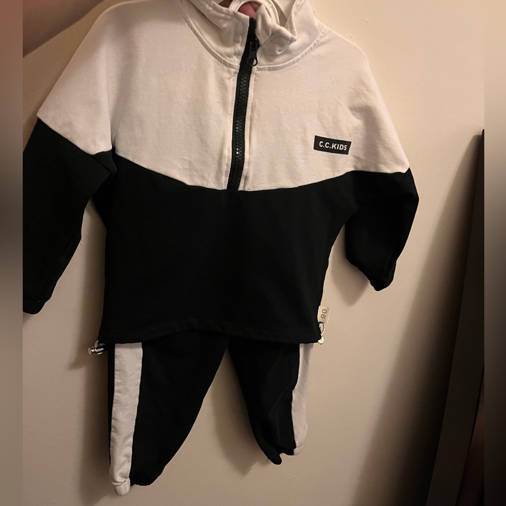Toddler unisex black and white tracksuit